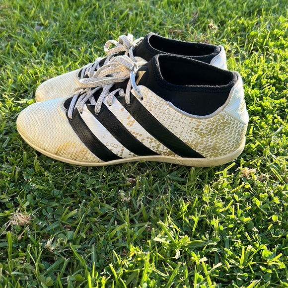 ADIDAS ACE 16.3 INTERSTELLAR INDOOR SOCCER SHOES SIZE 7.5 - Picture 2 of 12